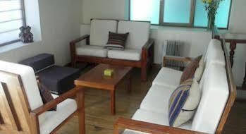 Lo Nuestro House *